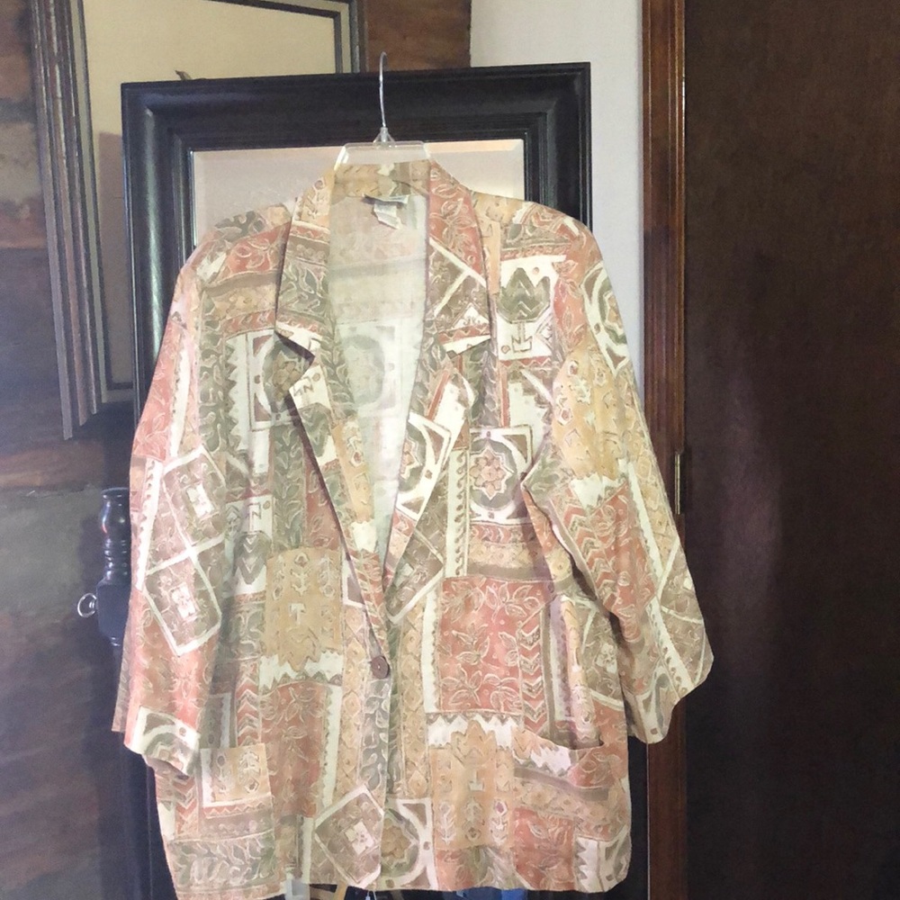 Light weight blazer Multi color pinks and browns size Large